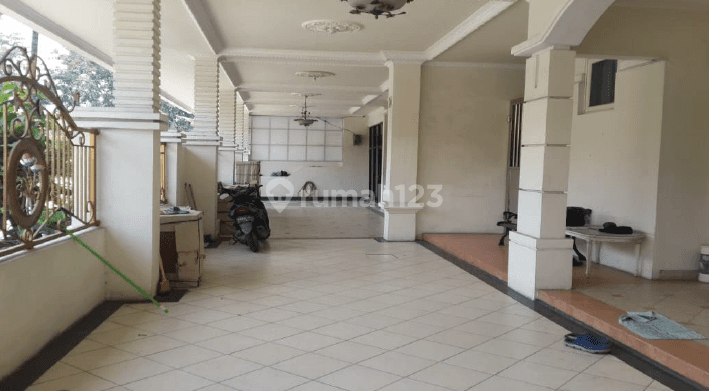 Rumah Bagus 2 Lantai Hadap Selatan Cluster Harapan Indah 2