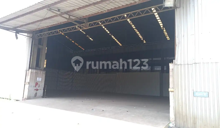 Strategic Warehouse in Bekasi – Easy Access, Spacious and Wide Strategic Warehouse in Bekasi – Easy Access, Spacious and Wide