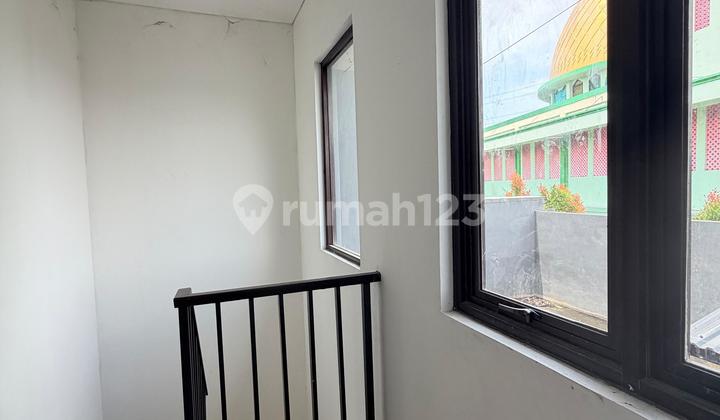 Rumah Bagus Siap Huni di Cluster Greenwood - Renov 2024, Bebas Banjir & Lokasi Strategis! 2