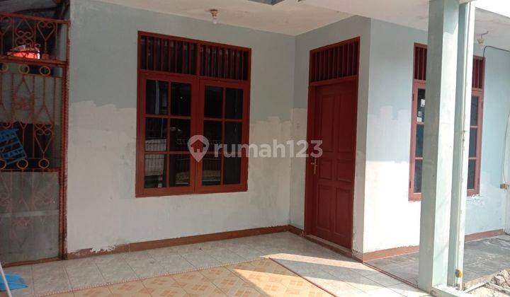 Rumah Semi Furnished! Dijual Di Harapan Indah 1, Bekasi 2