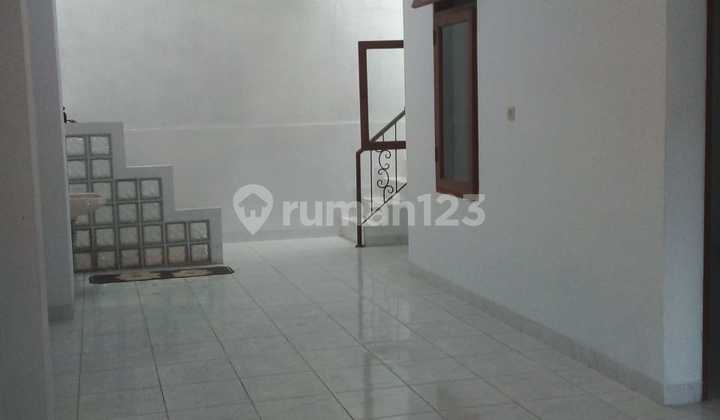 Dijual Rumah Taman Ratu Siap Huni
