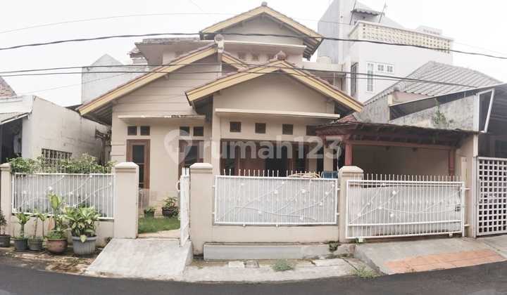 Rumah Di.jual Kelapa Dua Depok Dalam Komplek