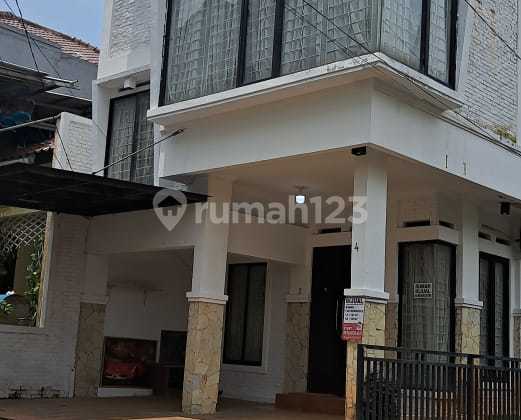 Rumah Nempel Vila Cinere Mas