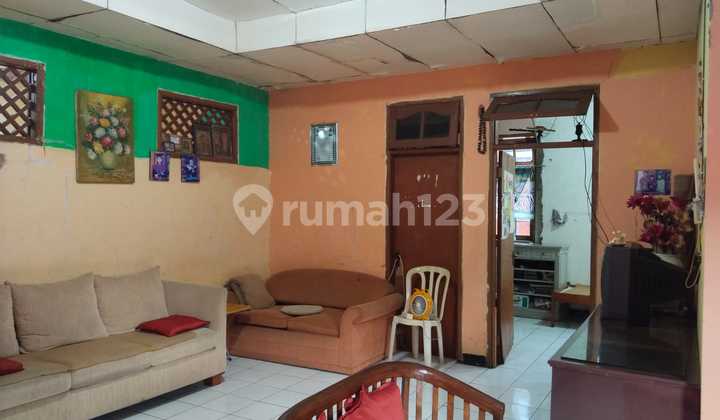 Rumah di Kelapa Dua Depok yang Suasana Tenang 2