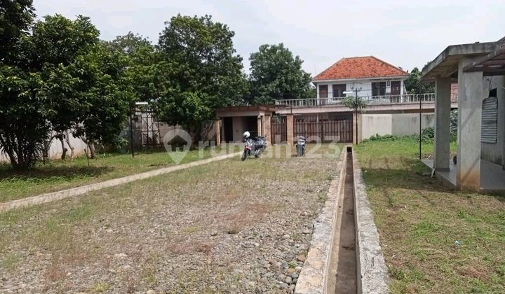 Tanah yang Luas dan Strategis di Beji Depok