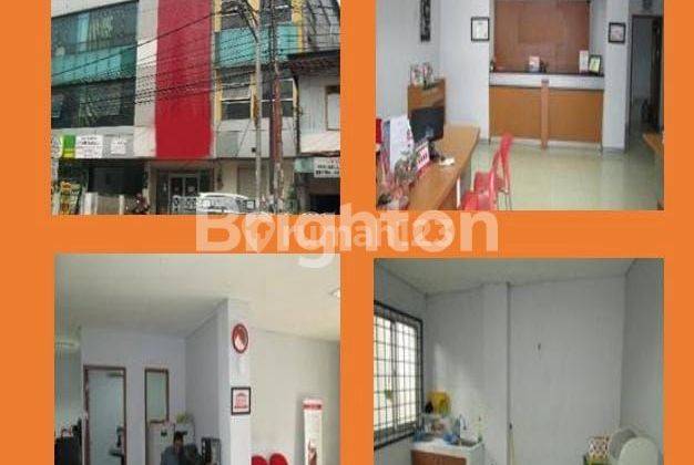 Ruko 3 Lantai di Bendungan Hilir, Tanah Abang, Jakarta Pusat 1