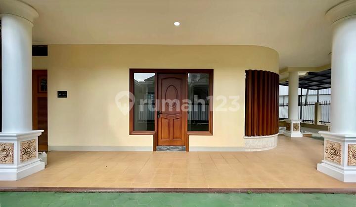 Luxury House Puri Indah 2