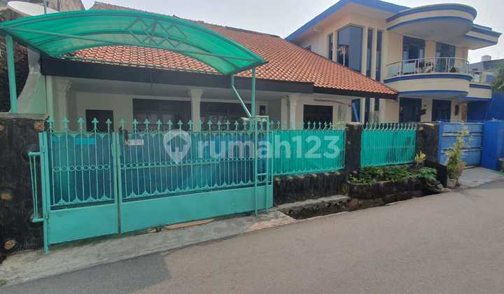 rumah 2lantai bagus di tomang jakarta barat