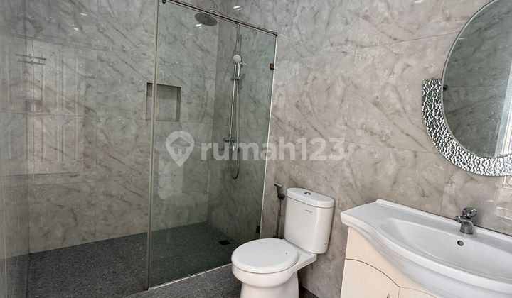 Di jual Rumah ekslusif at Rumah strategis di Sunter 2