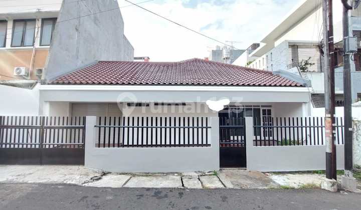 jual rumah di tomang jakbar bagus
