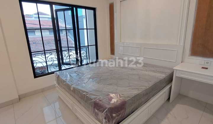 brand new rumah semi furnished di sunter bagus 2