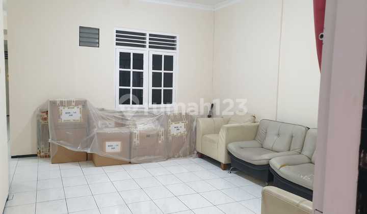 jual rumah di tomang jakbar bagus 2