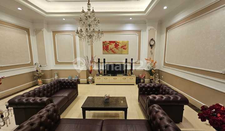 Rumah Mewah Bagus Full Furnish di Sunter 2