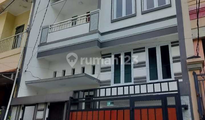 rumah 3lantai di pademangan rumah 3lantai di pademangan
