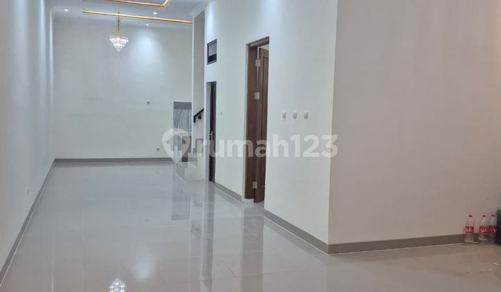 jual rumah baru 3lantai di kelapa gading 2