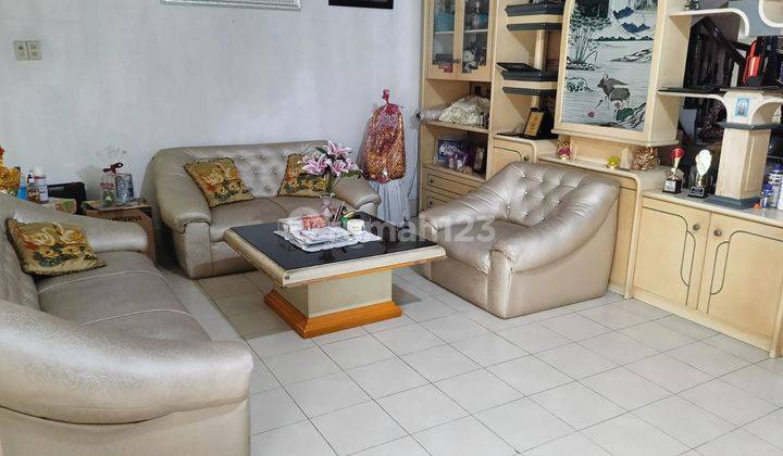 Dijual Rumah Hokkhi 2 Lantai Bagus SHM Di Jl H.a.r Syihab Medan 2