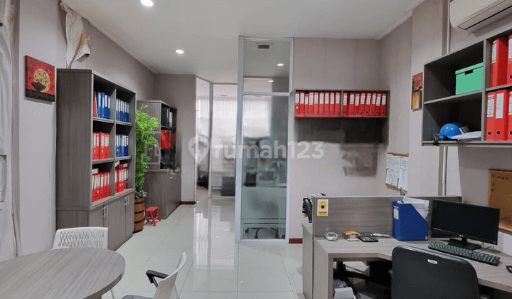  RKC012 Dijual Cepat Ruko di Jalan Raya Bintaro Semi Furnished 4 Lantai Siap Dihuni 2