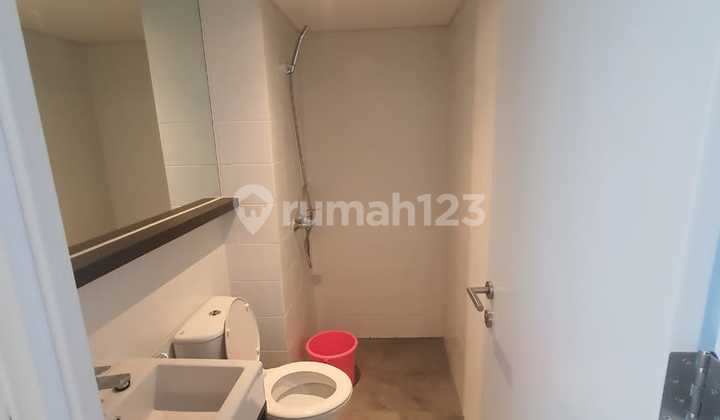 Rumah Baru Dan Mimimalis di Kawasan Bumi Serpong Damai 2