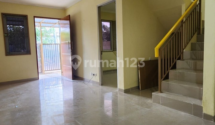 (JKTC1063) For Sale Two-Story House in Sector 7C, Gading Serpong (JKTC1063) For Sale Two-Story House in Sector 7C, Gading Serpong