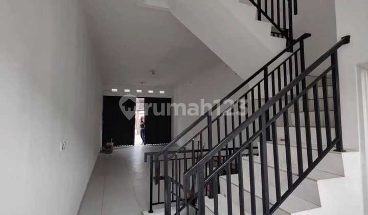 (JKTSC1164) For Rent: 4.5-Story Shop House in Kadu - Curug, Tangerang 1