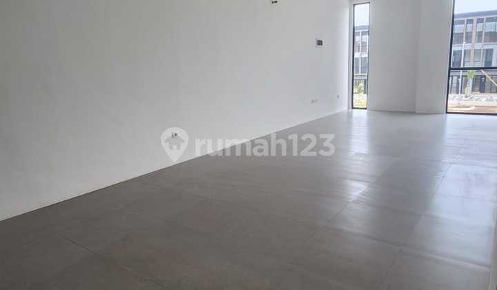 (JKTSC1198) For Rent New 3-Story Shop House in Park Serpong by Lippo 2