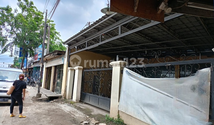 (JKTC1157) Dijual Bangunan Pinggir Jalan Eks Klinik, Dukuh-Cikupa