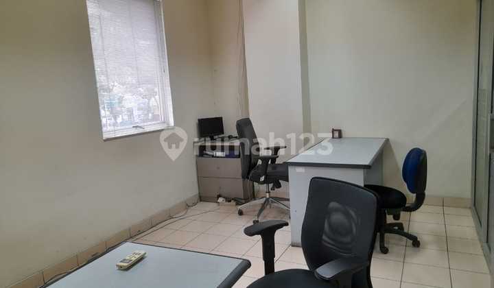 (JKTC1134) Dijual Ruko Madrid 3 lantai Kawasan Perkantoran, BSD 