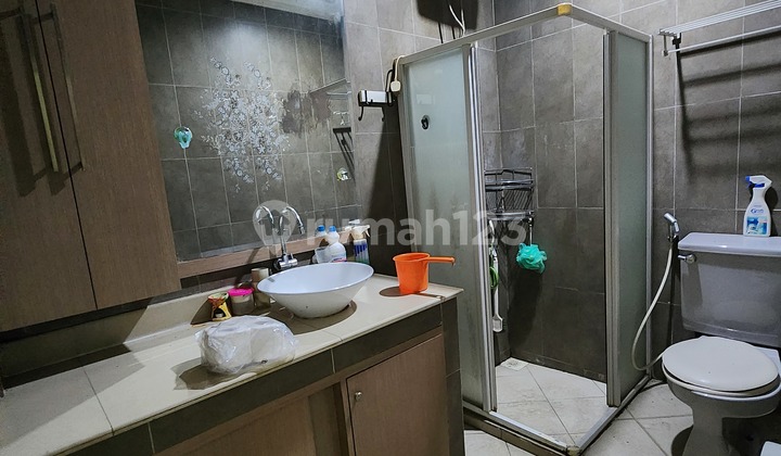 (JKTC1049) Dijual Rumah Luas di Sektor 7A Gading Serpong  2