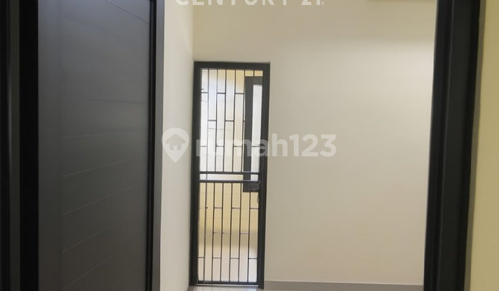 Rumah Baru Minimalis Siap Huni & Strategis Di Johar Baru S9165 2