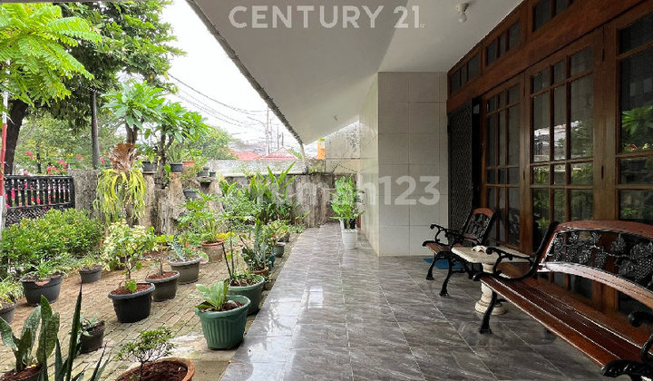 Rumah Modern Tropis 2 Lantai Siap Huni Di Cempaka Putih S9110