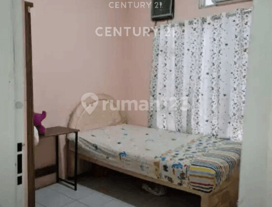 1-Story House in Duta Harapan Housing S9095