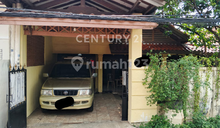 Rumah Strategies Pinggir Jalan Besar di Kramat Jati, Jaktim S9392 Rumah Strategies Pinggir Jalan Besar di Kramat Jati, Jaktim S9392