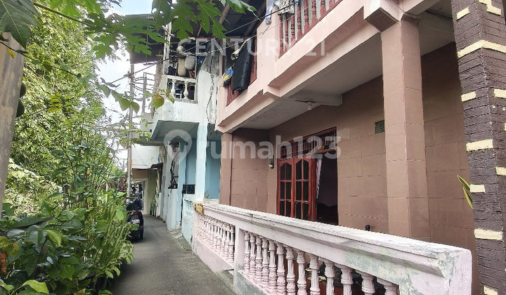 House Suitable for Employee Mess/Business on Tuparev Kayu Putih Street R2206