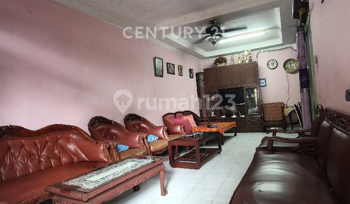 House Suitable for Employee Mess/Business on Tuparev Kayu Putih Street R2206 2