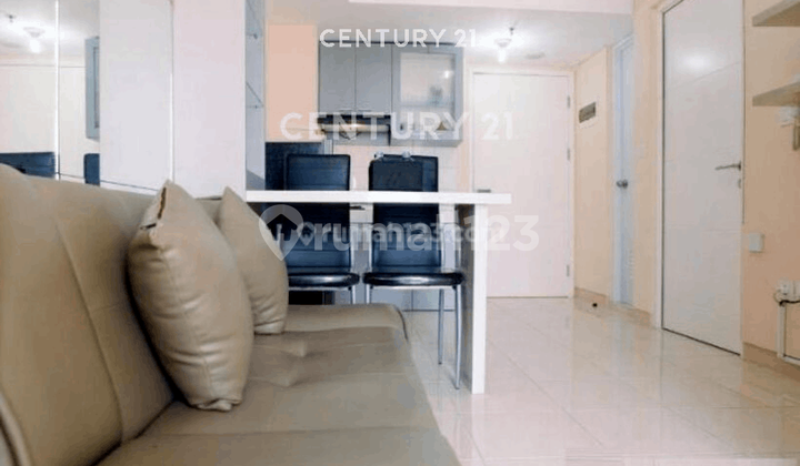 Apt Springlake Azolla Tower Lt 27 2BR Di Summarecon Bekasi S9119 2