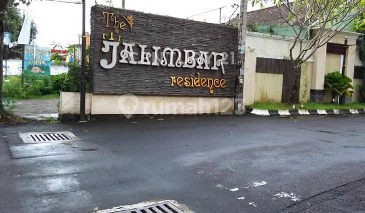 Rumah  2 Lantai Nyaman & Sejuk Di Jalimbar Residence Yogya S8722 1