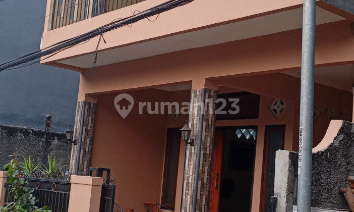 Rumah 2 Lantai Siap Huni Di Pondok Melati Bekasi S9068