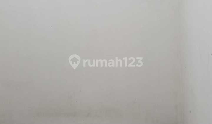 Disewakan Rumah Taman Alfa Lokasi Strategis 2