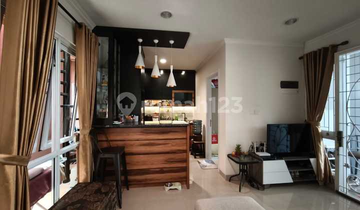 Dijual Cepat Rumah Siap Huni Cluster Rossini Kawasan Symphonia Summarecon Serpong Semi Furnished