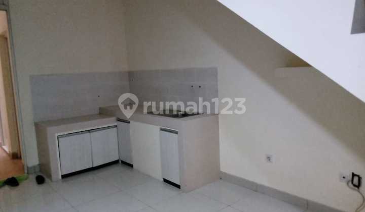 Dijual Cepat Rumah Rapi Green Lake SHM Lokasi Strategis 2