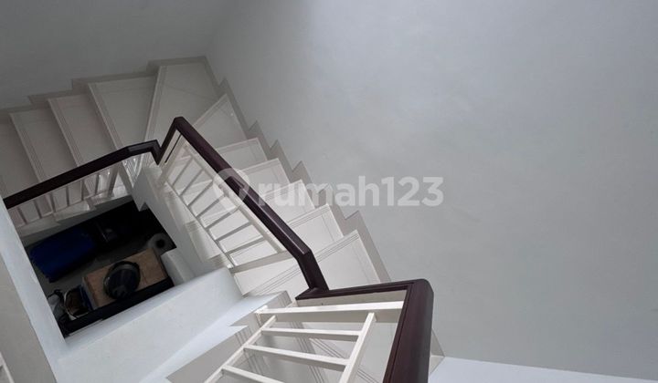 For Rent Pasadena Gading Serpong House Semi Furnished 2