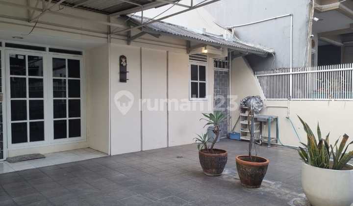 Dijual Rumah Rapi Taman Alfa Lokasi Strategis  2