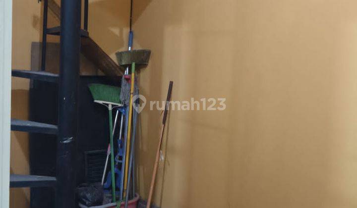 Disewakan Rumah Bagus Alicante Semi Furnished 3 Kt 2