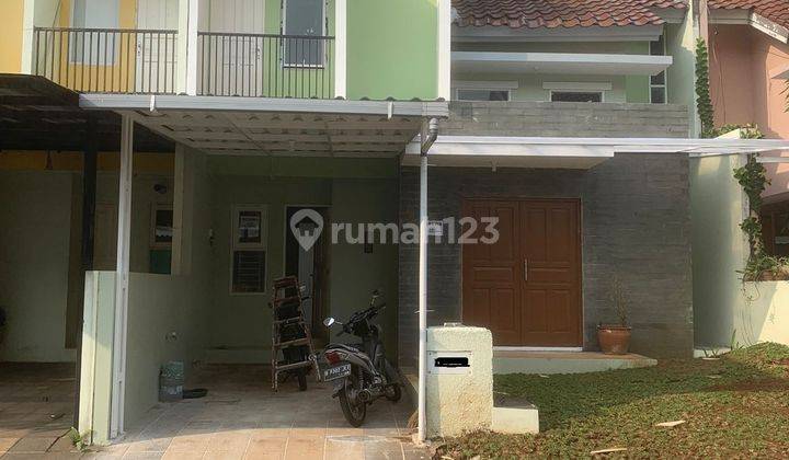 Disewakan Rumah New Jasmine Sudah Renovasi Full Canopy 3 Kt 3 Ac 2