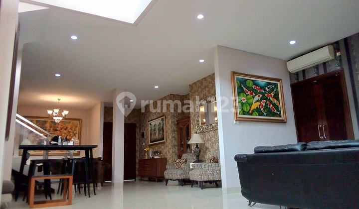 JUAL Rumah Bagus  MERUYA UTARA KAV DKI JAKARTA BARAT Semi Furnished 2