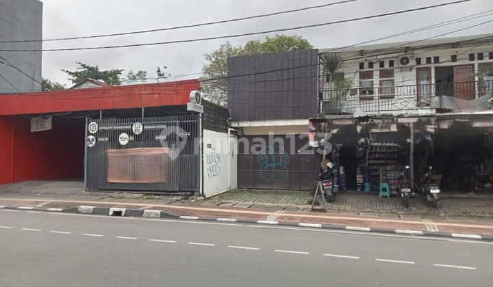 For Rent 2-Story Joglo Shop House in a Very Strategic Location Facing the Main Road