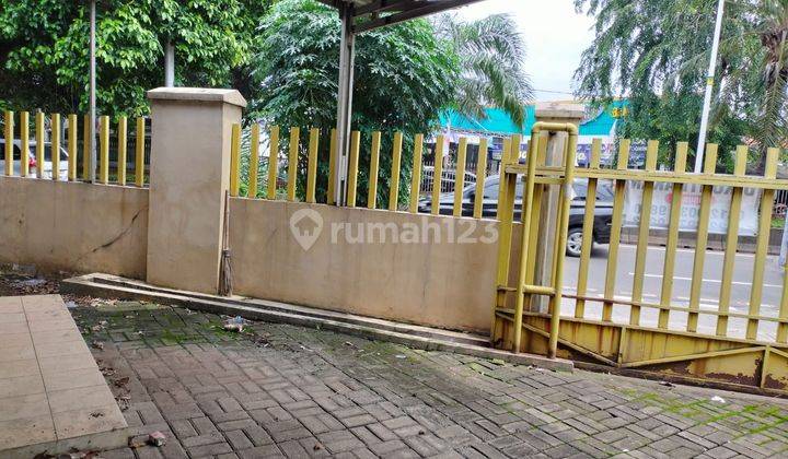 Disewakan Rumah Luas Kedoya hadap Jalan Utama Lokasi Strategis bisa untuk Kantor 1