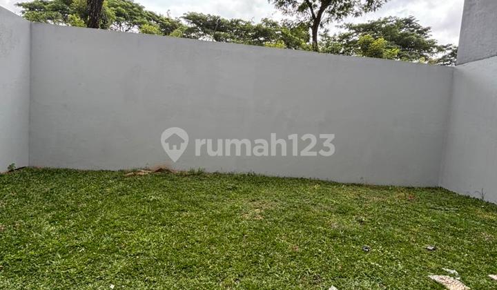 For Rent Spacious House in Bellano Cluster, Gading Serpong
Fully Furnished 2