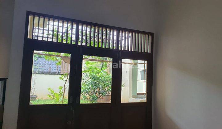 Disewakan Rumah Kavling Dki Meruya Utara 3 Kt Semi Furnished 2