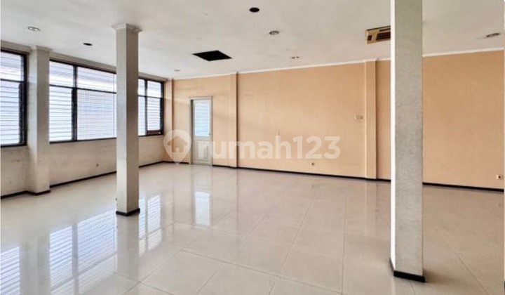 For Sale: 3 Corner Shophouses (Hoek), Kebon Jeruk Garden/Intercon, Strategic Location 2